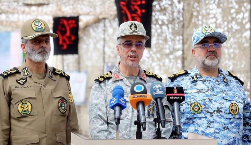 سرلشکر باقری: امنیت مرزهای هوایی کشور در سطح بسیار بالایی برقرار است