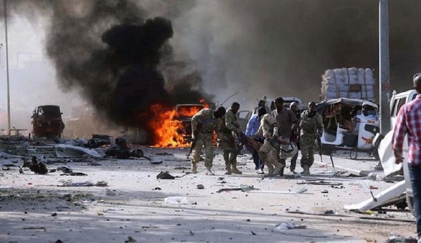 هجوم انتحاري بمقديشو يقتل 20 جنديا صوماليا
