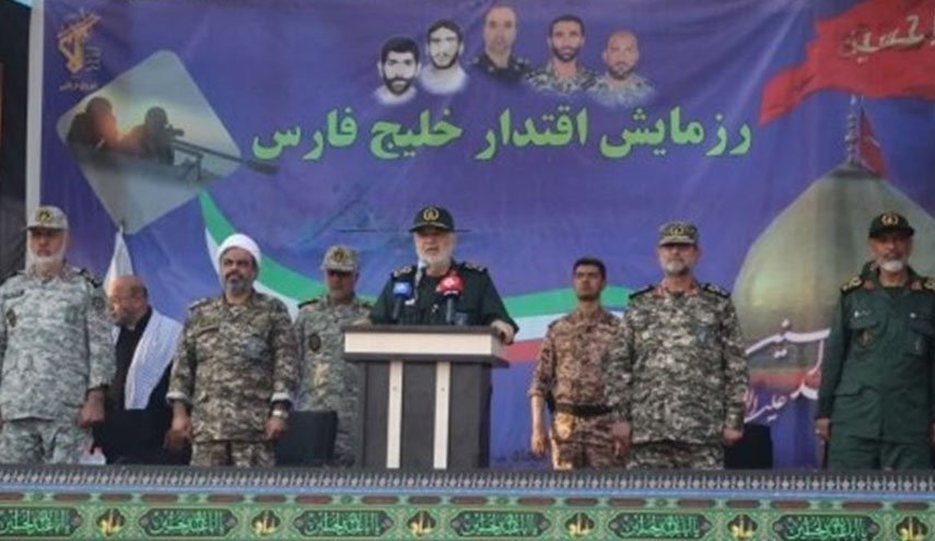 سرلشکر سلامی: هیچ بیگانه‌ای اذن حضور و حاکمیت بر سرنوشت مسلمانان را ندارد/ کشورهای منطقه قادرند باترتیباتی برادرانه امنیت را برقرار کنند