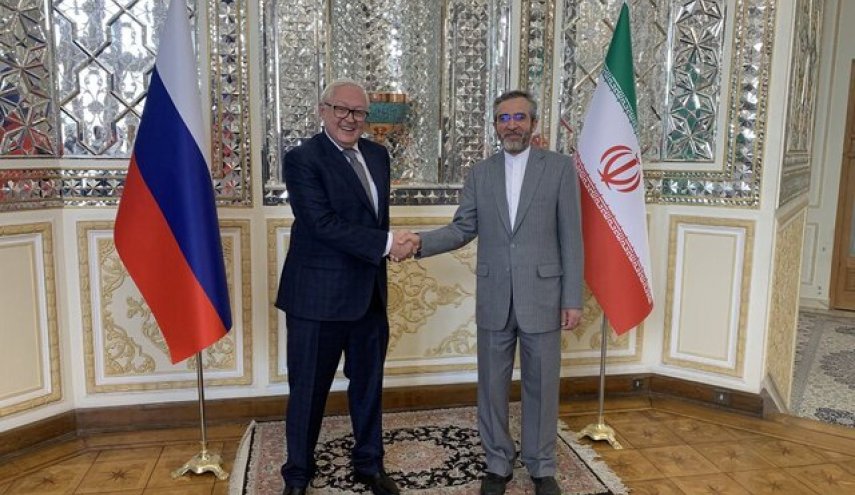 رایزنی ریابکوف با علی باقری در تهران