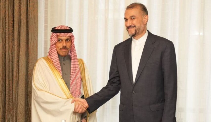  امیرعبداللهیان در ریاض با همتای سعودی خود ملاقات کرد