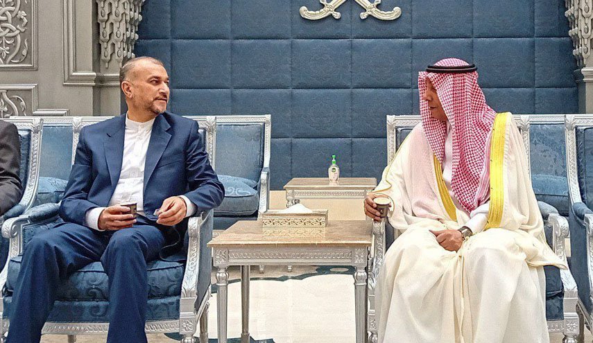 امیرعبداللهیان برای دیدار با مقامات بلند پایه عربستان وارد جده شد