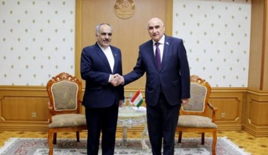 السفير الايراني يبحث مع رئيس البرلمان الطاجيكي العلاقات الثنائية وآفاق التعاون البرلماني