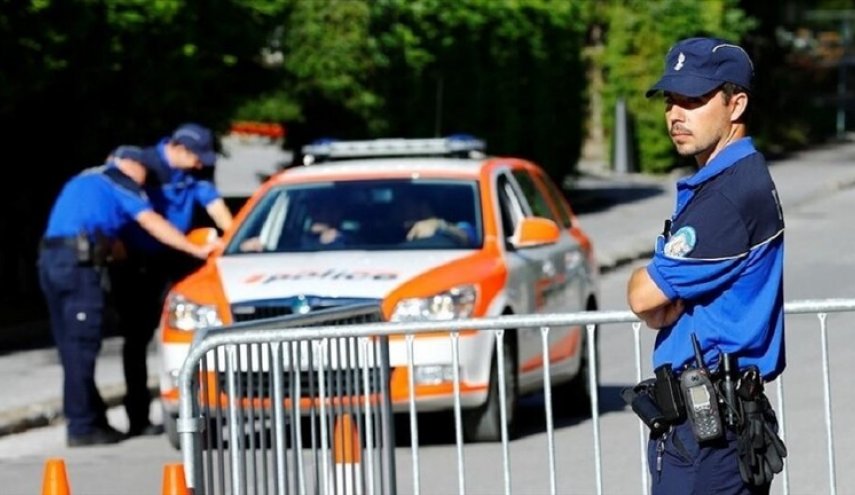 اعتقال 5 صهاينة في قبرص للاشتباه باغتصابهم سائحة بريطانية