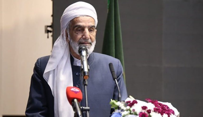 امام جمعة سنندج: الأربعين حركة ثقافية عظيمة ورمز للوحدة بين الشيعة والسنة