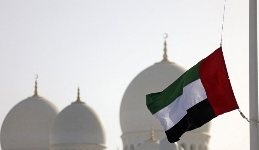 الإمارات.. العثور على جثمان الطيار الثاني من طاقم الطائرة العمودية
