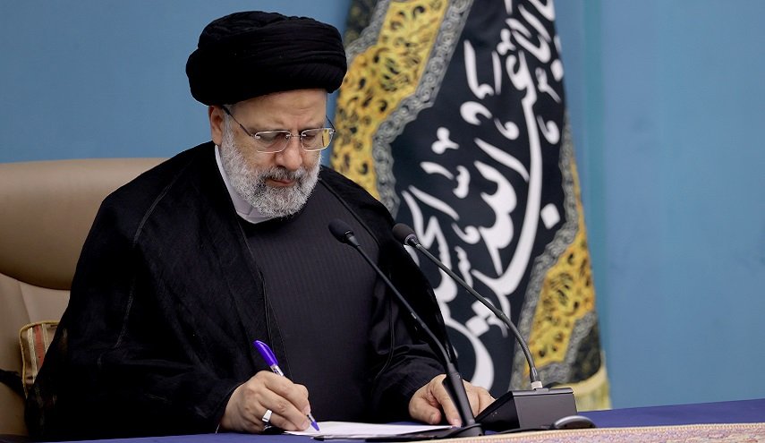 رئیسي: مستعدون لتقديم الإغاثة إلى سكان المناطق المنكوبة في ليبيا