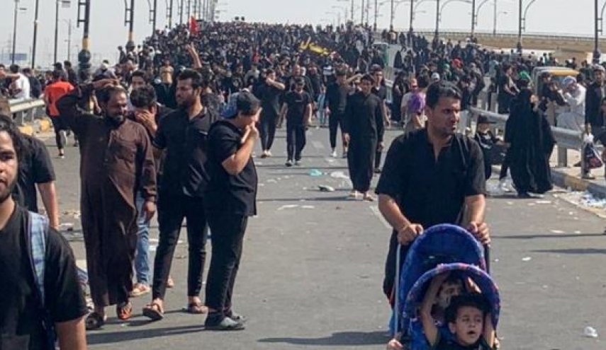 حشود غفيرة تُحيي ذكرى وفاة الرسول (ص) في البصرة +صور
