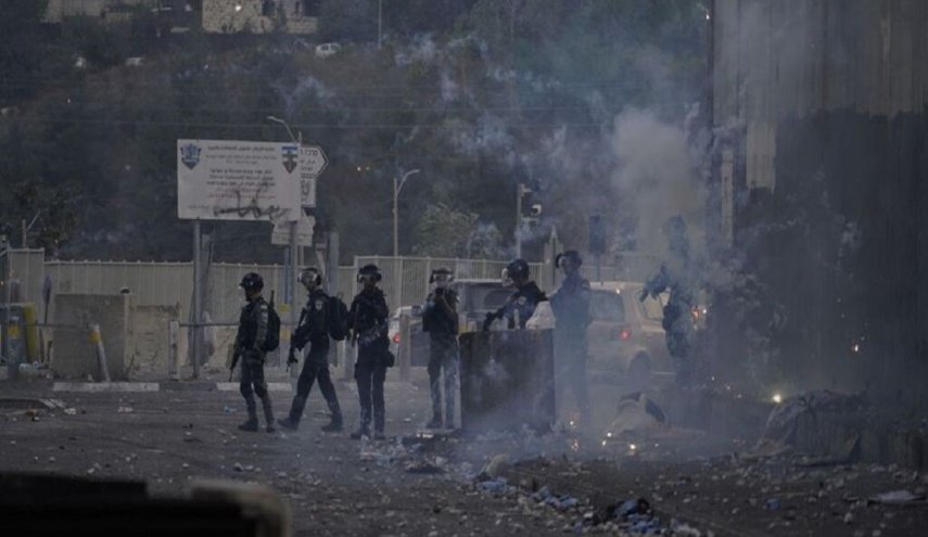 ۳۰ فلسطینی در حمله نظامیان صهیونیست زخمی شدند

