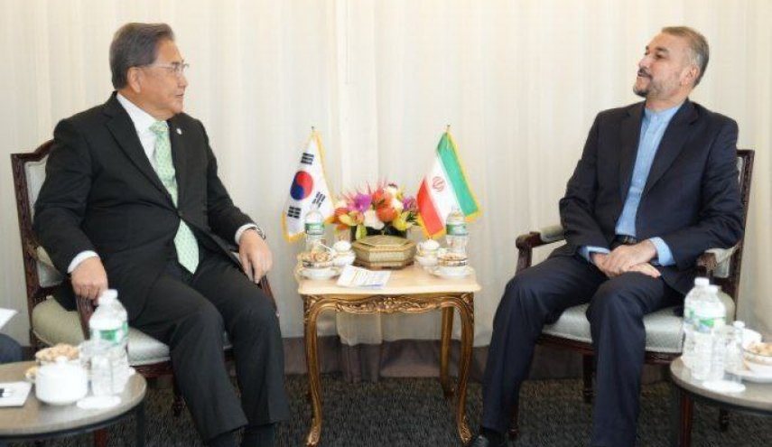 ابراز امیدواری وزیر خارجه کره جنوبی به تقویت روابط با ایران
