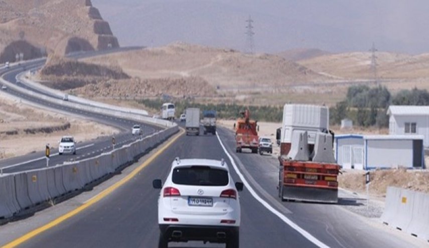 ايران .. تدشين خط سريع ضخم يربط شيراز بإصفهان