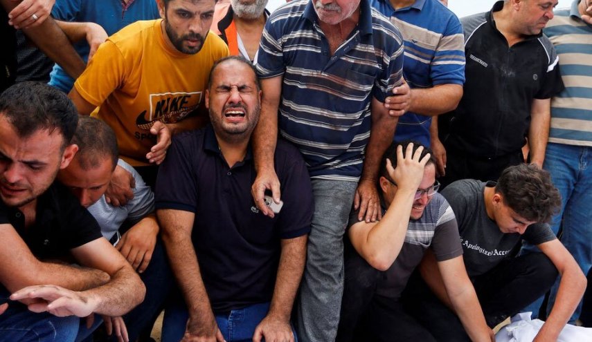 جنگنده های اسرائیلی کامیون‌های انتقال آوارگان در نوار غزه را بمباران کردند+فیلم