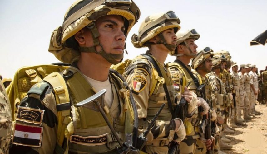 الجيش المصري يعلق على إصابة برج المراقبة لديها بقذيفة إسرائيلية