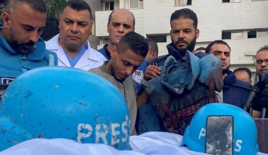 استشهاد 34 صحفيا في غزة منذ بداية العدوان الإسرائيلي
