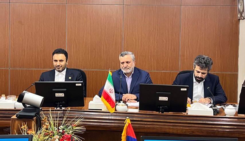 إيران وأرمينيا توقعان مذكرة تفاهم حول تنمية التعاون بمجال العمل