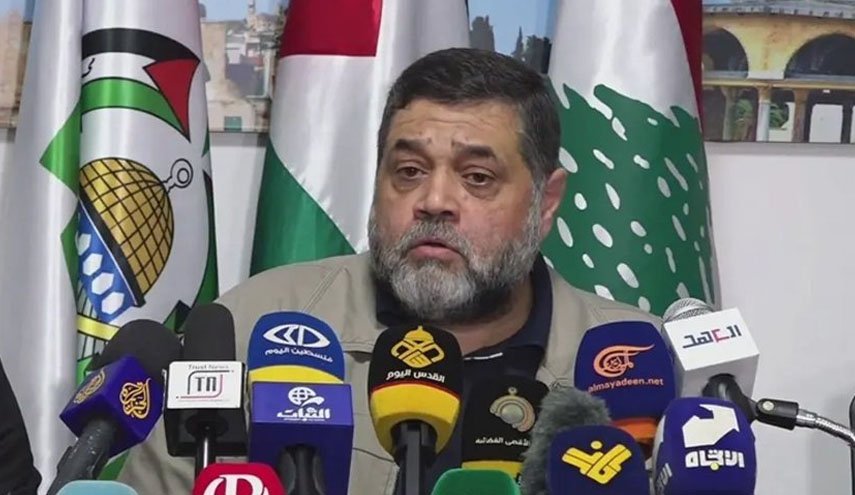مقام حماس: دنیا به زودی خبر پیروزی مان را با ضربه ای دردناک به دشمن خواهد شنید/ صهیونیست ها پیکرهای شهدا را از بیمارستان الشفاء سرقت کردند
