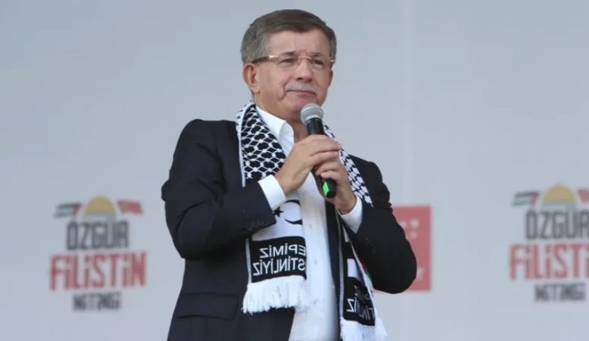 رئيس الوزراء التركي الأسبق يطالب أردوغان بقطع النفط عن إسرائيل