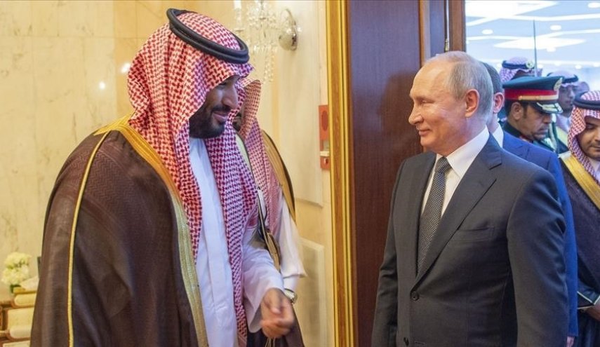 بوتين يصل إلى السعودية في زيارة عمل