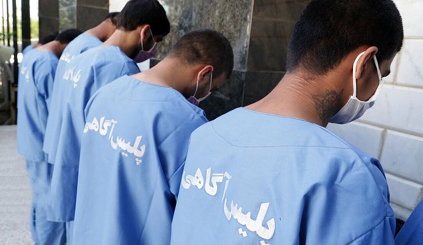إيران.. القبض على مشتبه بهم بإطلاق نار على خطيب سني سابق