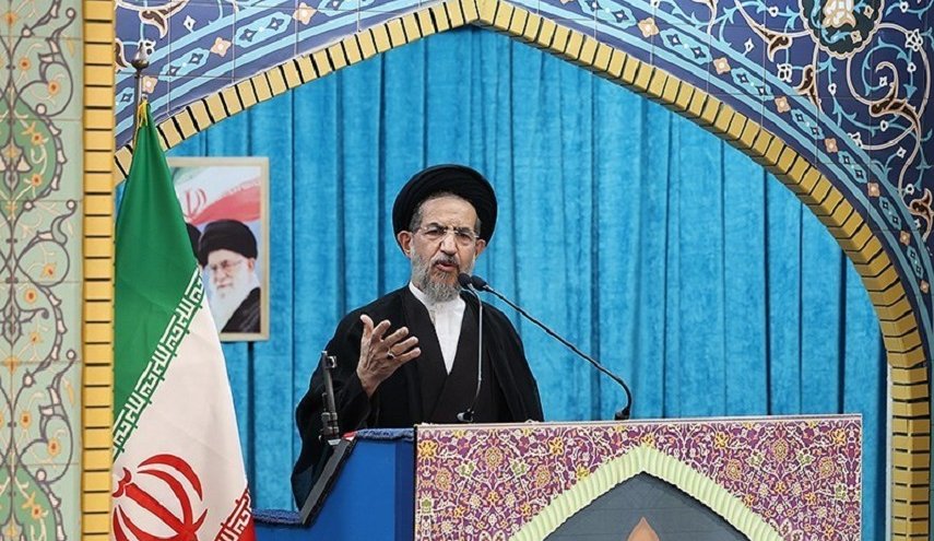 خطيب جمعة طهران: اليمن يحظى بدعم جميع أحرار العالم
