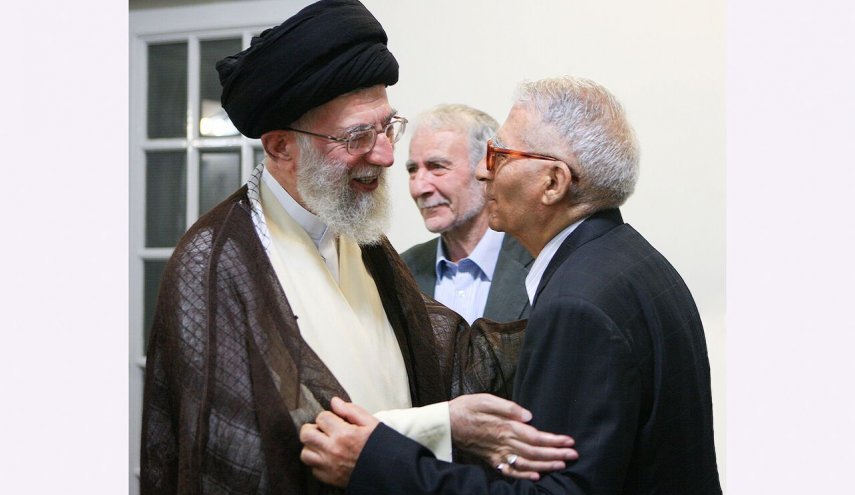پیام تسلیت رهبر انقلاب اسلامی در پی درگذشت دکتر کریم مجتهدی