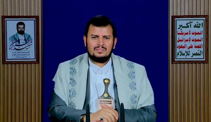 في سابقة نوعية.. اسوار اسطنبول التاريخية تتزين بصورة الحوثي