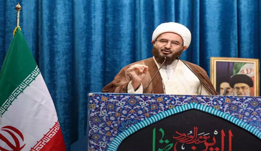 خطيب جمعة طهران: الكيان الصهيوني يعيش على التنفس الاصطناعي