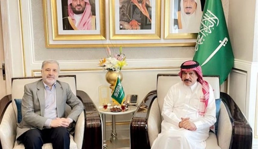 لقاء يجمع سفيري إيران والسعودية