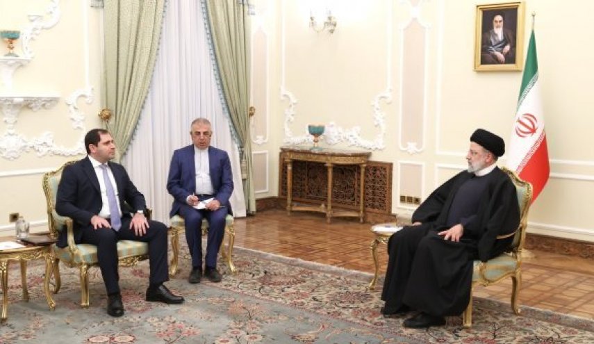 رئیسی: میدان دادن به بیگانگان امنیت‌آور نیست
