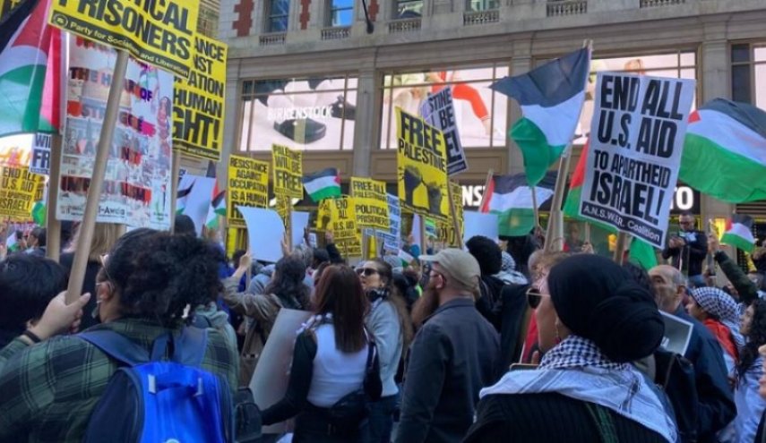 متظاهرون في سان فرانسيسكو يطالبون بوقف فوري لإطلاق النار في غزة
