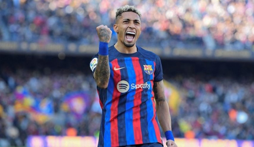 عرض سعودي 'مغر' لنجم برشلونة!
