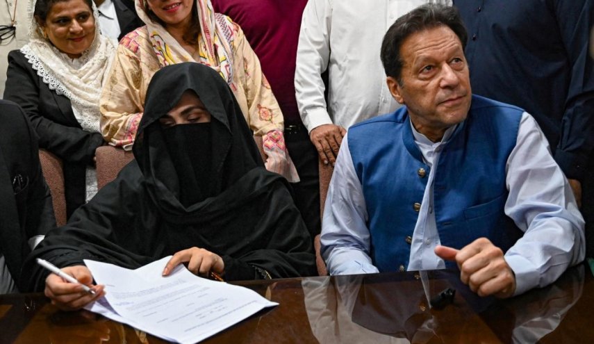 دادگاه پاکستان حکم به آزادی عمران‌خان و همسرش با قرار وثیقه داد