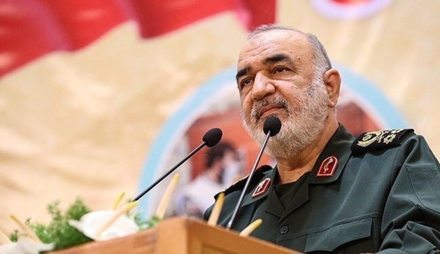 درخشش ارتش و نیروهای مسلح در عرصه‌های ماموریتی ضامن قدرت بازدارندگی کشور است