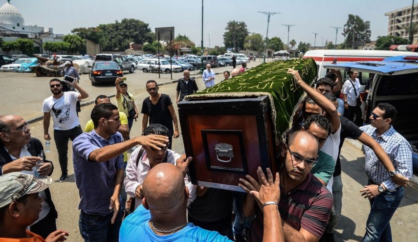 الموت يغيب ممثلا مصريا کبیرا والكشف عن سبب وفاته