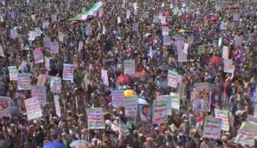 مسيرات جماهيرية حاشدة في صعدة دعما لغزة 
