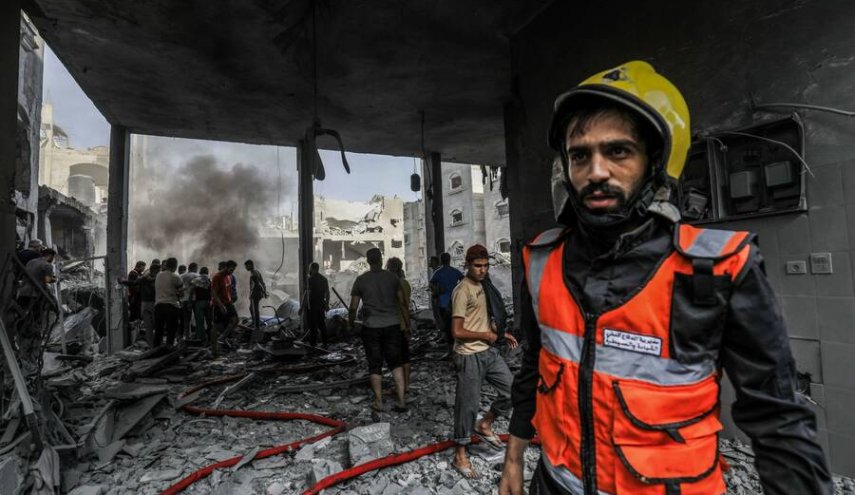 الدفاع المدني بغزة: 70 شهيدا من طواقمنا ارتقوا منذ بداية العدوان