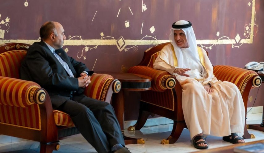 عضو المجلس الأعلى للإمارات: جادون بتطوير علاقاتنا مع إيران