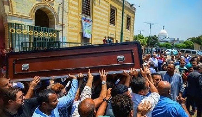 الموت يغيب فنانة مصرية في نفس يوم مولدها