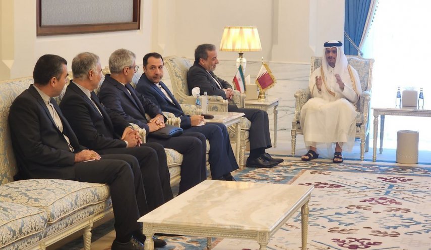 دیدار عراقچی با نخست وزیر قطر 