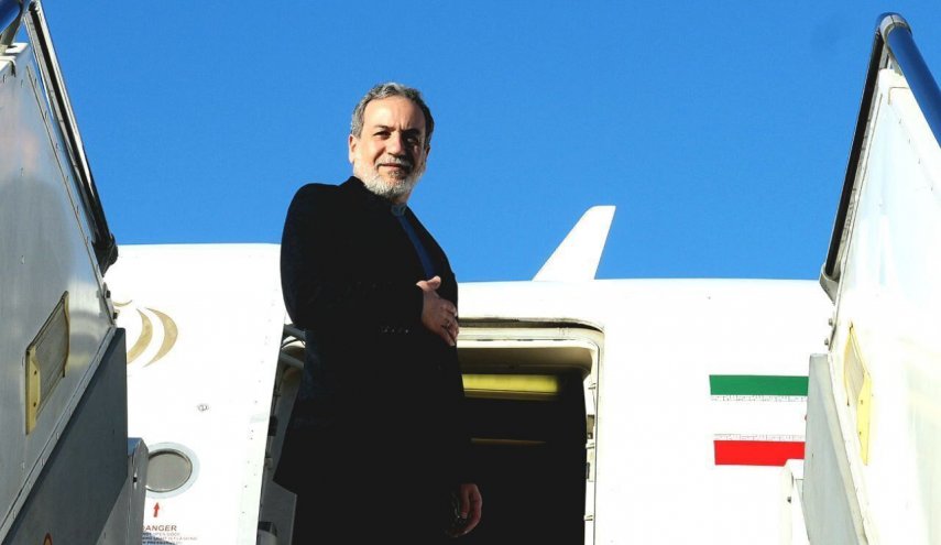 وزير الخارجية الايراني يغادر اسطنبول عائدا إلى طهران