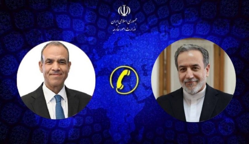 وزيرا خارجية ايران ومصر يعربان عن ارتياحهما للمسار الايجابي للمحادثات الثنائية
