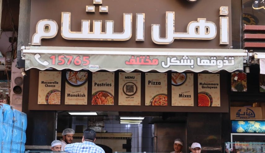  مصريون يطالبون السوريين بعدم العودة إلى بلادهم.. والسبب؟!
