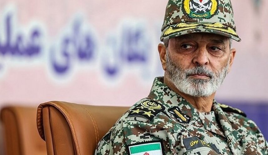 فرمانده کل ارتش: دشمنان هنوز قدرت واقعی ایران را ندیده اند