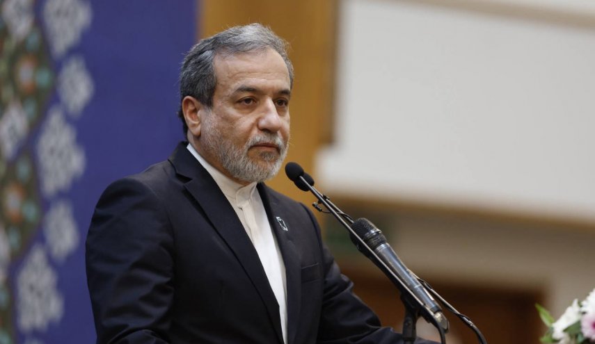 عراقچی : ارتش سوریه قبل از جنگیدن شکست خورد
