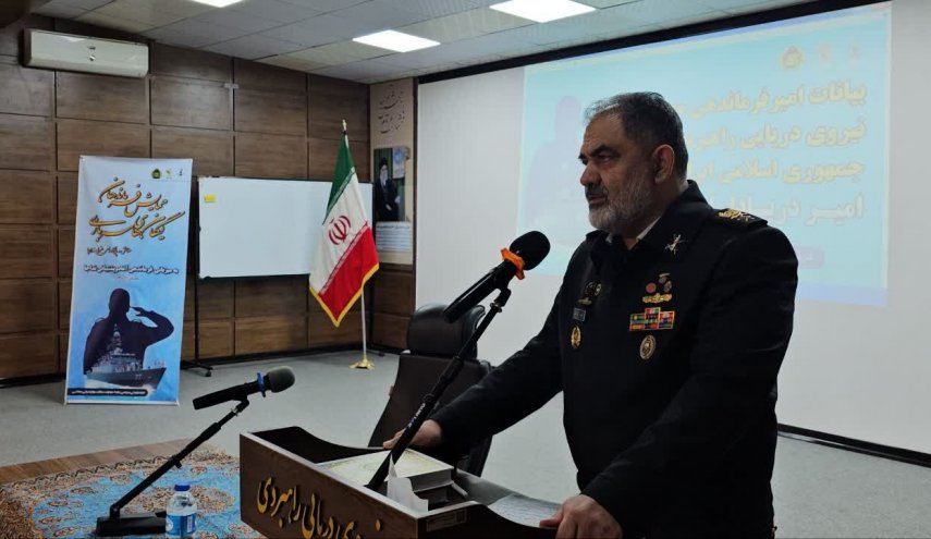 دریادار ایرانی: مشکلی در توسعه اقتصاد دریامحور نداریم
