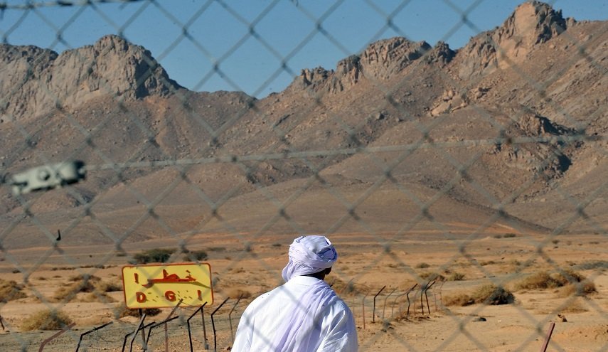 دراسة فرنسية تكشف عن غبار مشع يهدد 6 دول عربية!