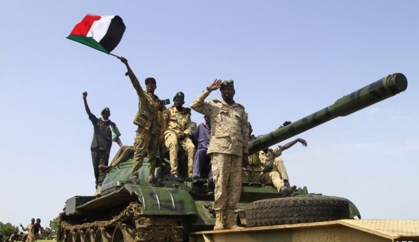 الجيش السوداني يعلن السيطرة على محاور الفاشر ويطوق القصر الرئاسي في الخرطوم