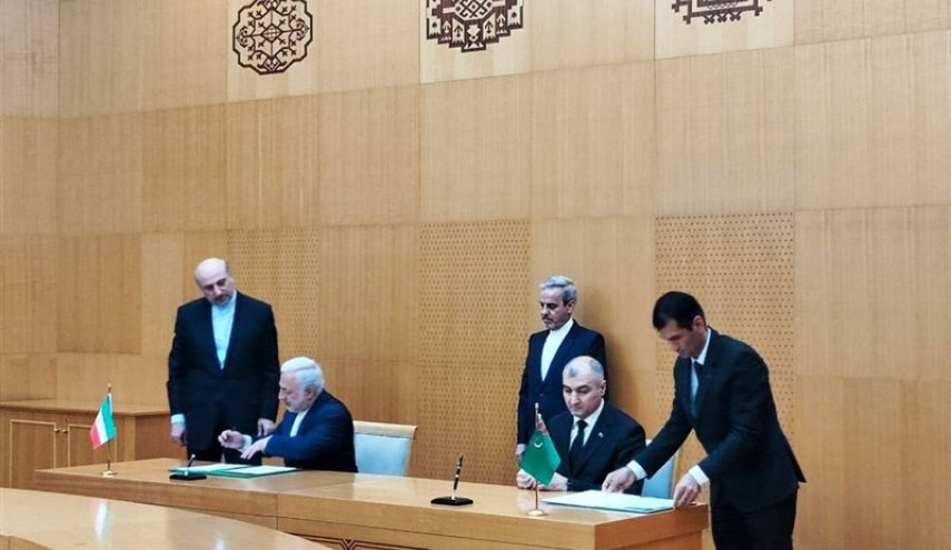 امضای یادداشت تفاهم بین ایران و ترکمنستان

