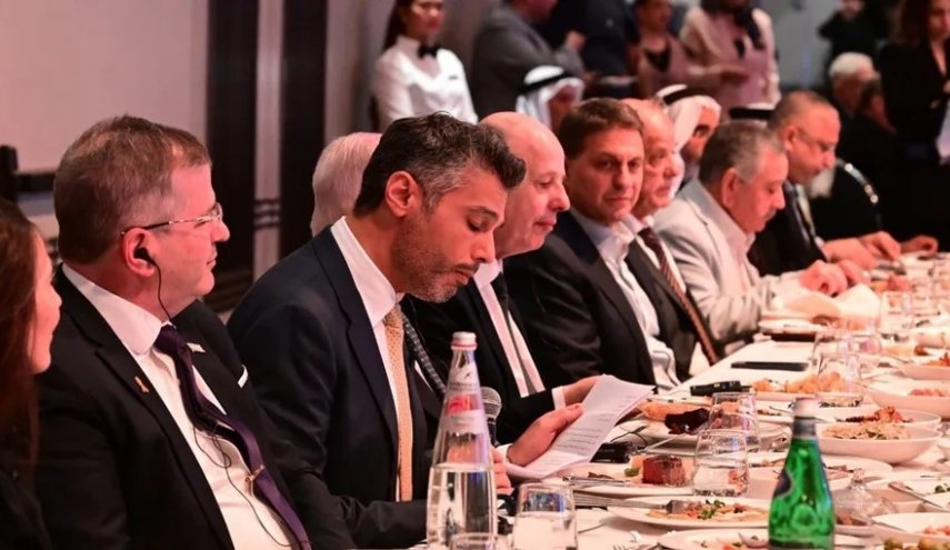 سفارة الإمارات بتل أبيب تقيم إفطاراً حضره عدد من مسؤولي الاحتلال 