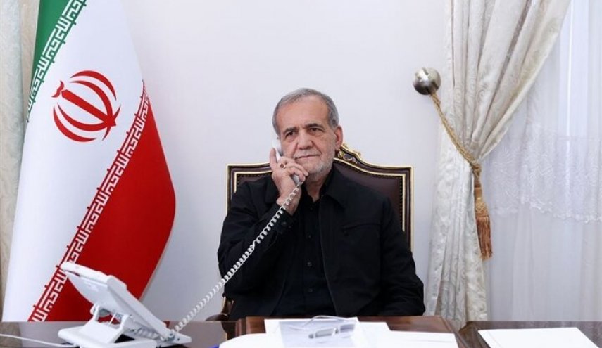 بزشکیان خلال حديثه مع رئيس وزراء أرمينيا: نرحب بالسلام بين الجيران